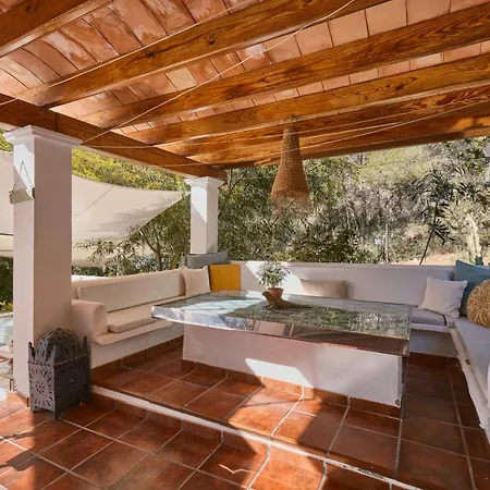 B&m Experience Villa Sant Francesc de s'Estany